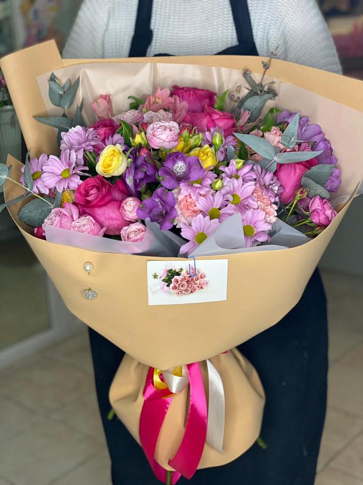 Букет цветов из: Хризантемы, Гвоздики и Альстромерии в Гребенской