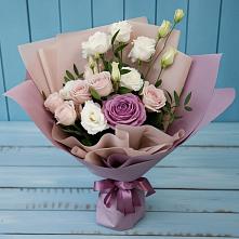 Букет цветов из:  Розы и Лизиантусы в Гребенской