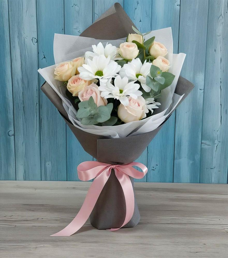 Букет цветов из: Хризантемы и Розы в Гребенской