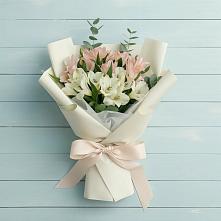 Букет цветов из:  Альстромерии в Гребенской