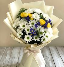 Букет цветов из:  Ирисы, Хризантемы и Розы #REPLACE_PRED# Гребенской
