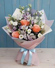 Букет цветов из:  Лизиантусы, Розы, Альстромерии и Гипсофила #REPLACE_PRED# Гребенской