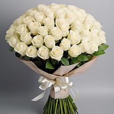 Букет 101 беля роза Белоснежка в Гребенской