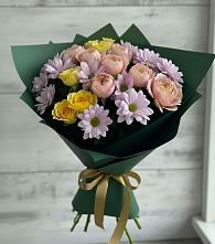 Букет цветов из:  Хризантемы и Розы в Гребенской