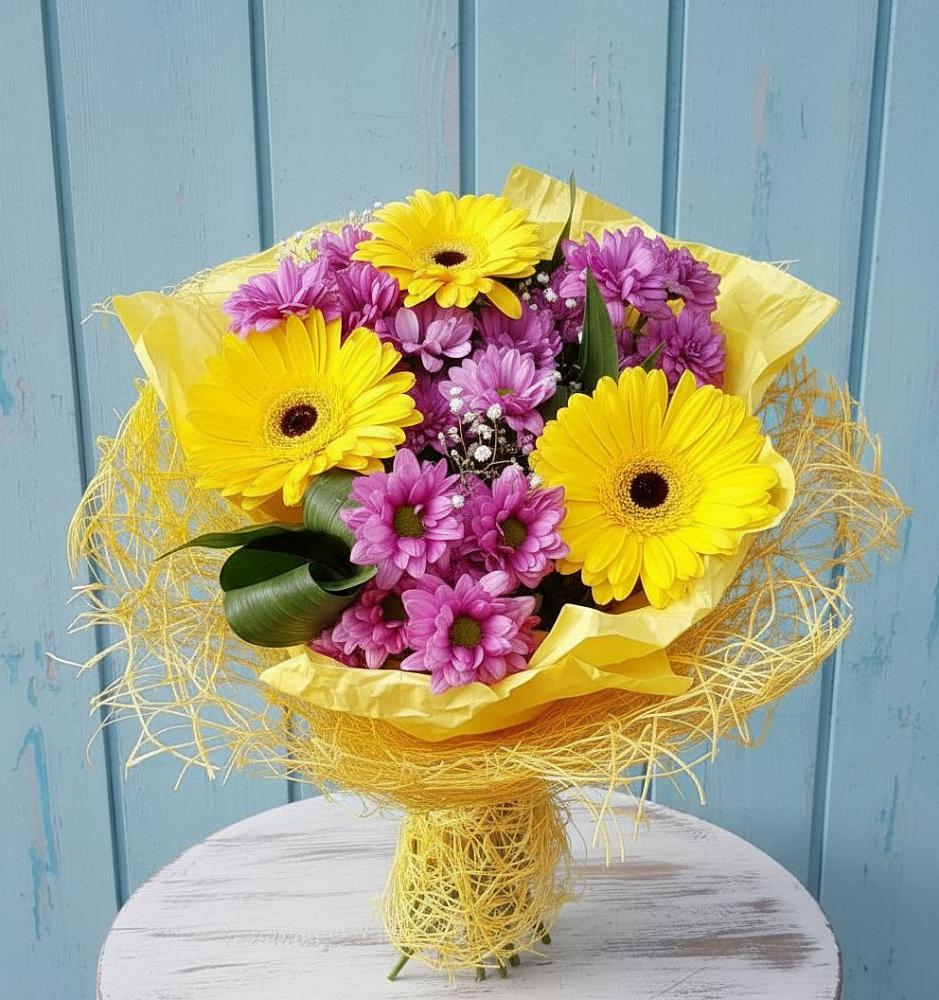 Букет цветов из: Хризантемы и Герберы в Гребенской