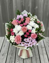 Букет цветов из:  Альстромерии, Гвоздики, Розы и Хризантемы в Гребенской