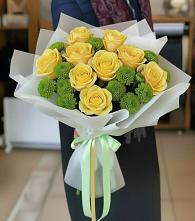 Букет цветов из:  Хризантемы и Розы в Гребенской