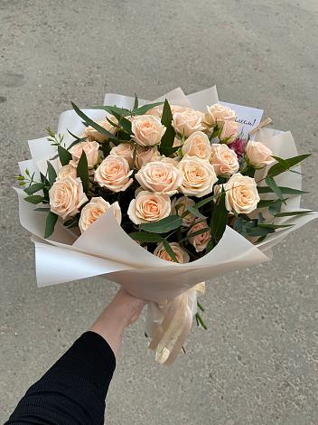 Букет Кремовые розы Латте в Гребенской