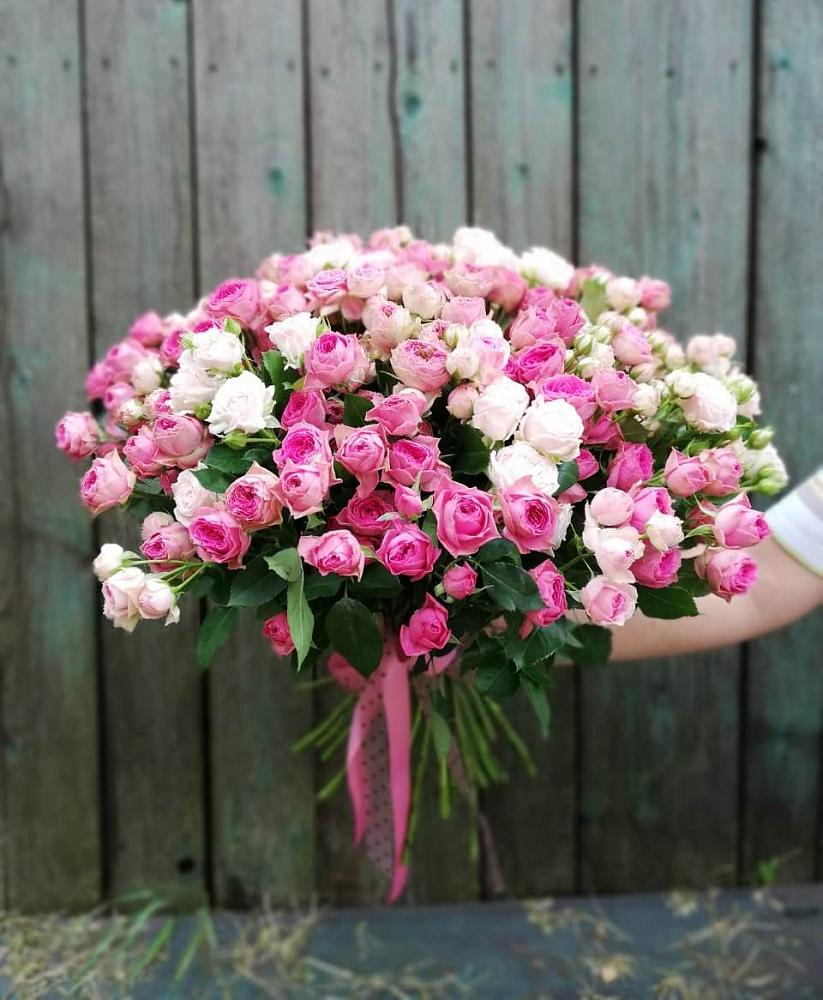 Букет Розовые кустовые розы Натали и Лав Лидия в Гребенской