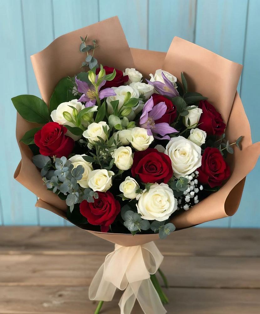 Букет цветов из: Розы и Альстромерии в Гребенской