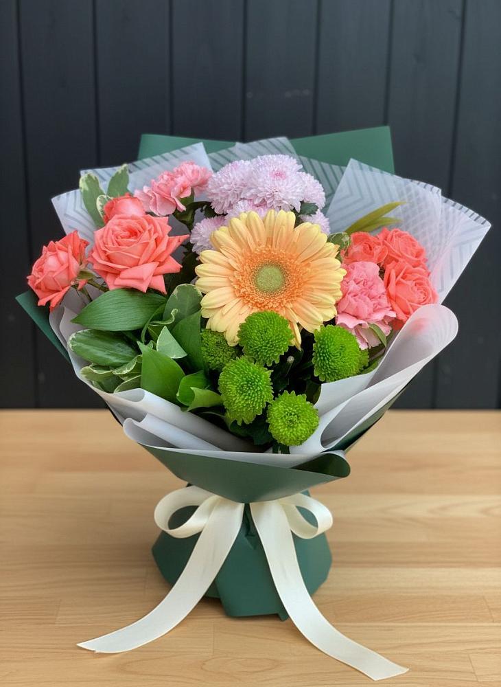 Букет цветов из: Гвоздики, Розы, Герберы и Хризантемы в Гребенской